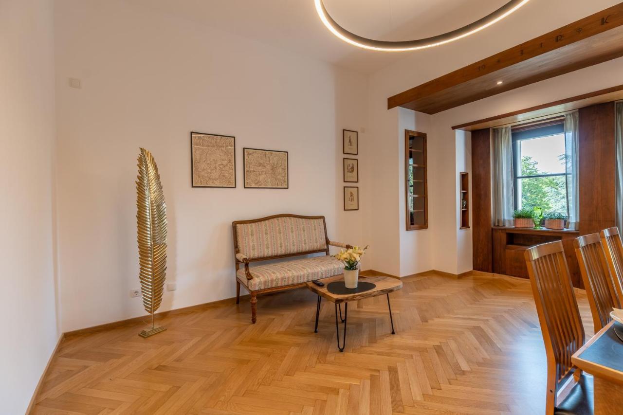 Villa Stubai - Penthouse In The Heart Of ميرانو المظهر الخارجي الصورة